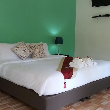 Baan Chuengkao Resort Ranong Ngoại thất bức ảnh
