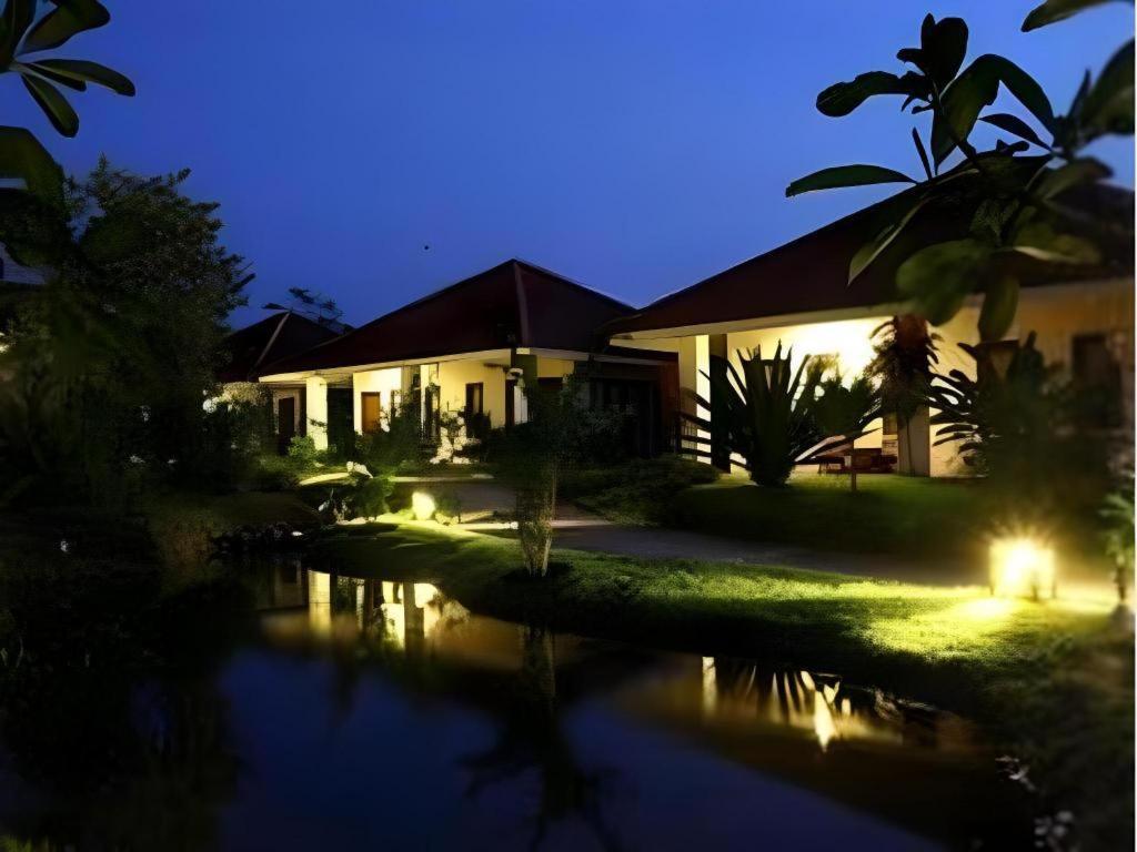 Baan Chuengkao Resort Ranong Ngoại thất bức ảnh