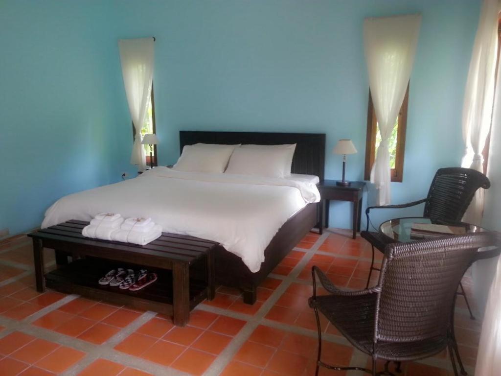 Baan Chuengkao Resort Ranong Ngoại thất bức ảnh